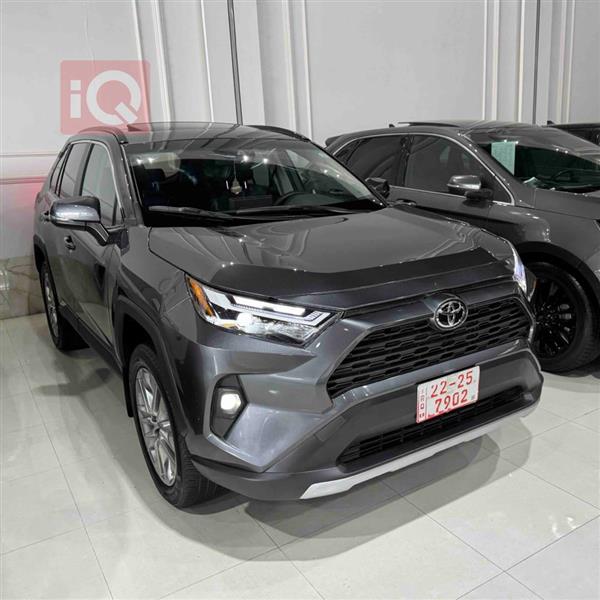 Toyota for sale in Iraq